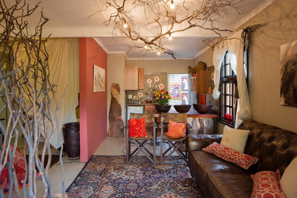 The Art Guesthouse Хартбееспоорт Екстериор снимка